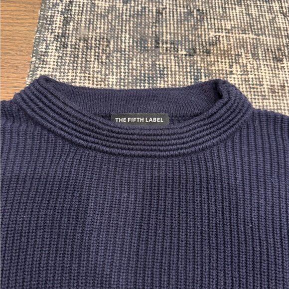 The Fifth Label - Picture 3 of 4